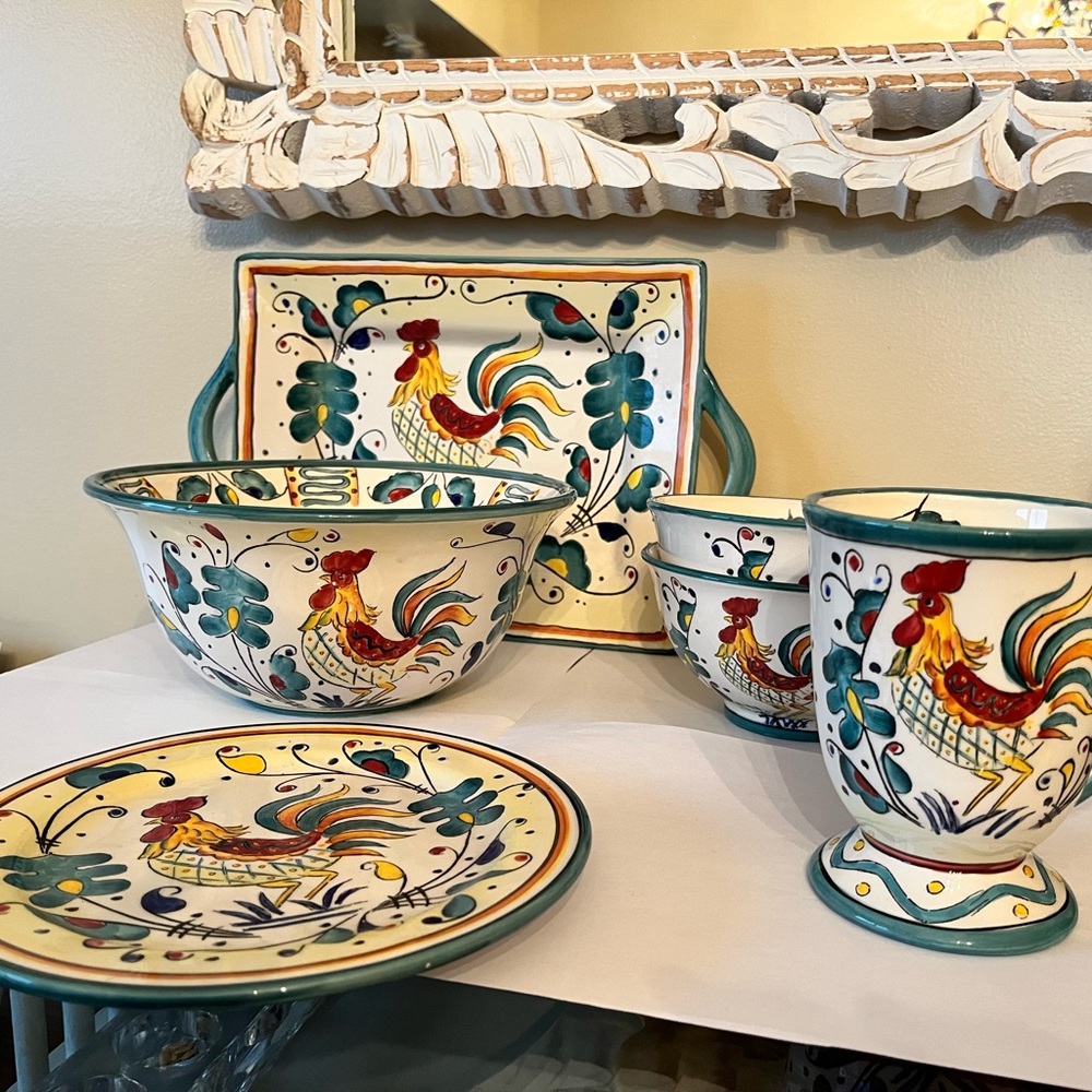 Green Rooster set. Ceramic very pretty